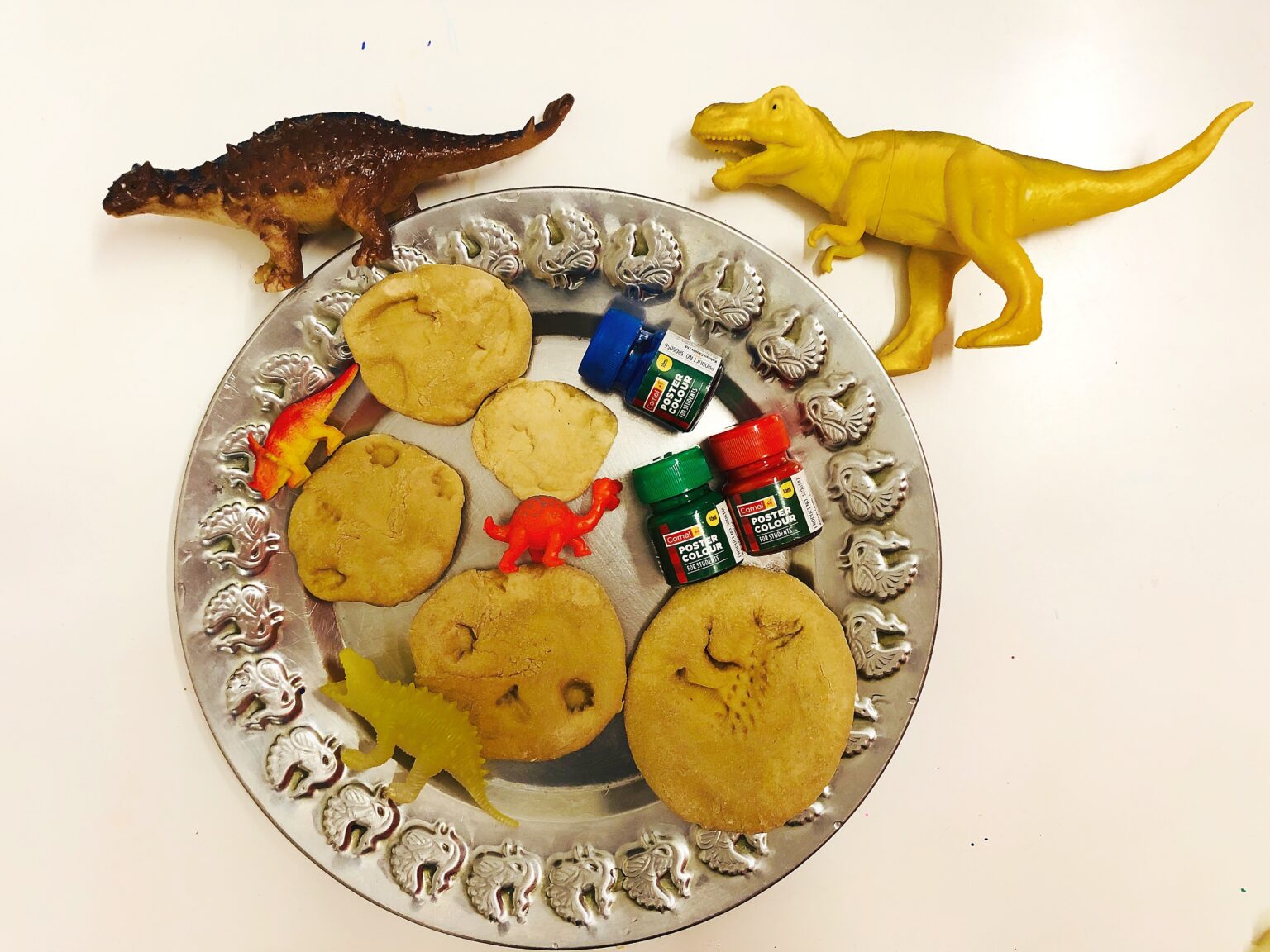 dinosaur fossils diy